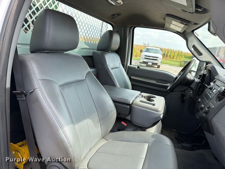 image for item OE9717 2011 Ford F350 Super Duty XL utility bed pickup truck