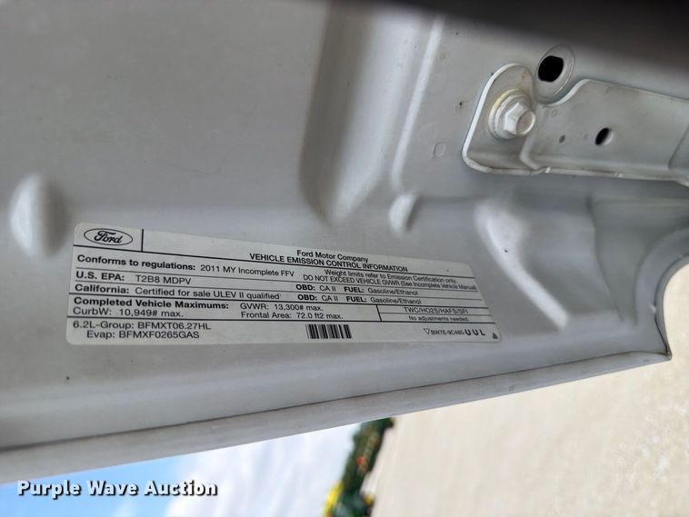 image for item OE9717 2011 Ford F350 Super Duty XL utility bed pickup truck