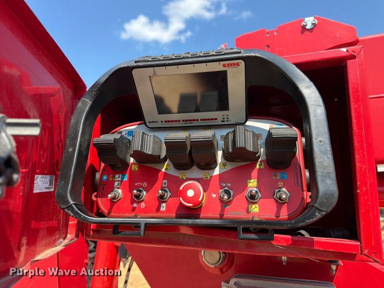 image for item YA1666 2022 CMC S28 tracked boom lift