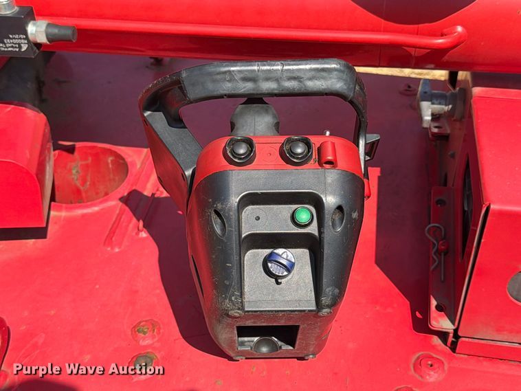 image for item YA1666 2022 CMC S28 tracked boom lift