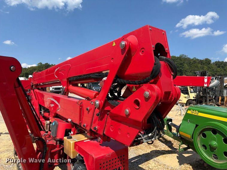 image for item YA1666 2022 CMC S28 tracked boom lift