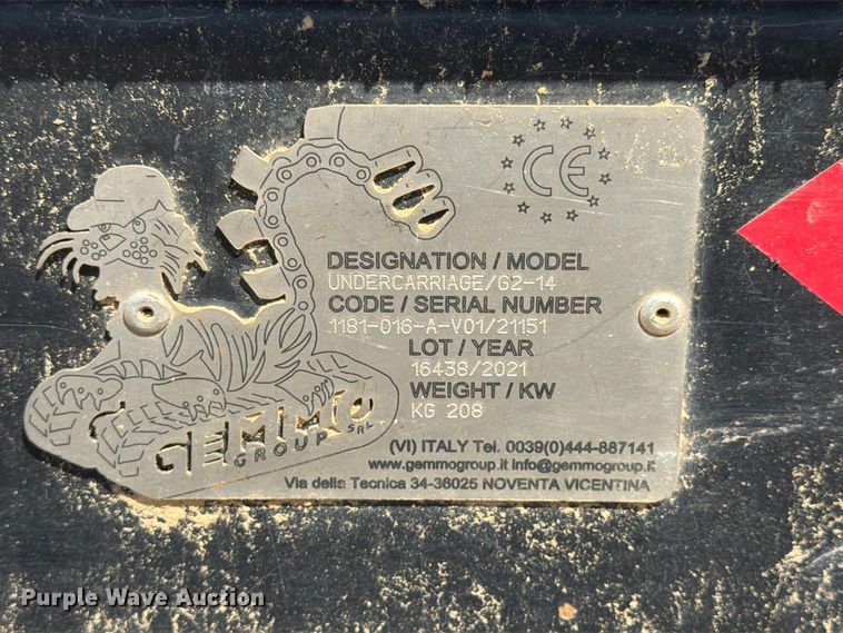image for item YA1666 2022 CMC S28 tracked boom lift