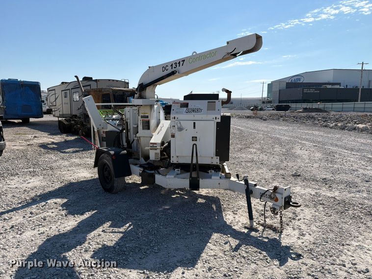 image for item YA3242 2019 Altec DC 1317 wood chipper