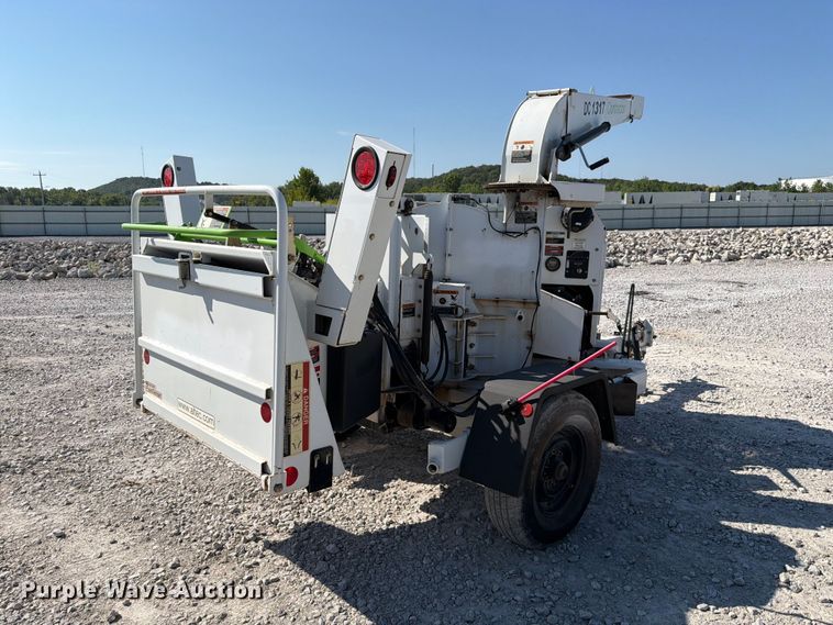 image for item YA3242 2019 Altec DC 1317 wood chipper
