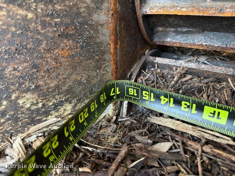 image for item YA3242 2019 Altec DC 1317 wood chipper