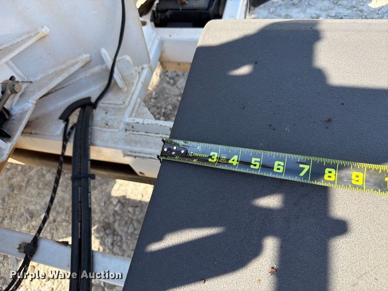 image for item YA3242 2019 Altec DC 1317 wood chipper