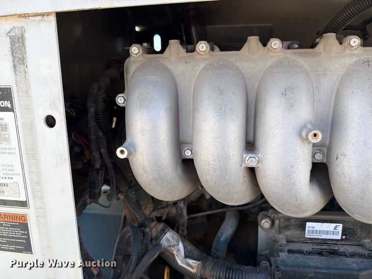 image for item YA3242 2019 Altec DC 1317 wood chipper