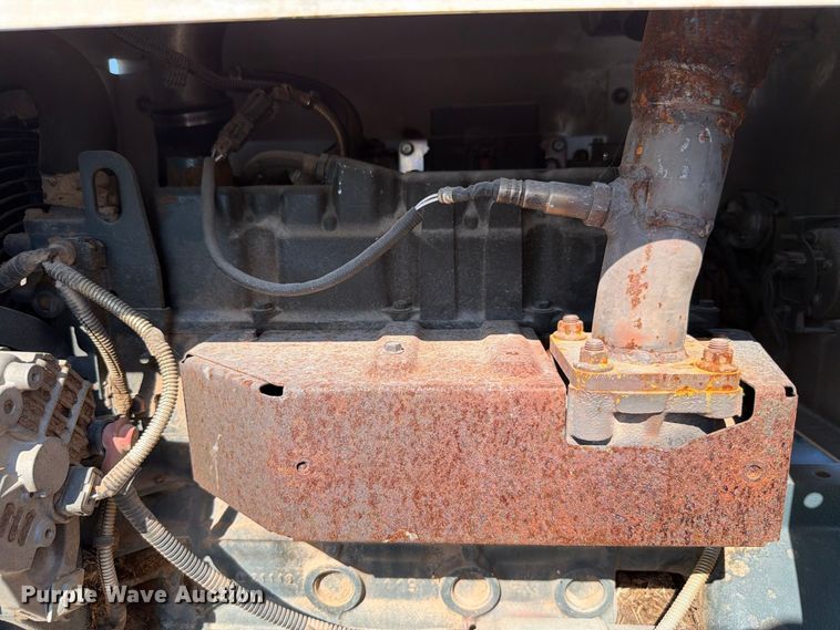 image for item YA3242 2019 Altec DC 1317 wood chipper
