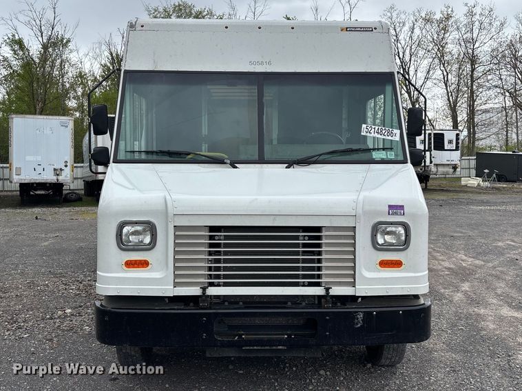 image for item YA3428 2021 Ford F59 delivery truck