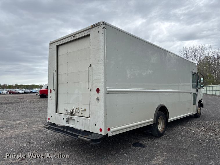 image for item YA3428 2021 Ford F59 delivery truck