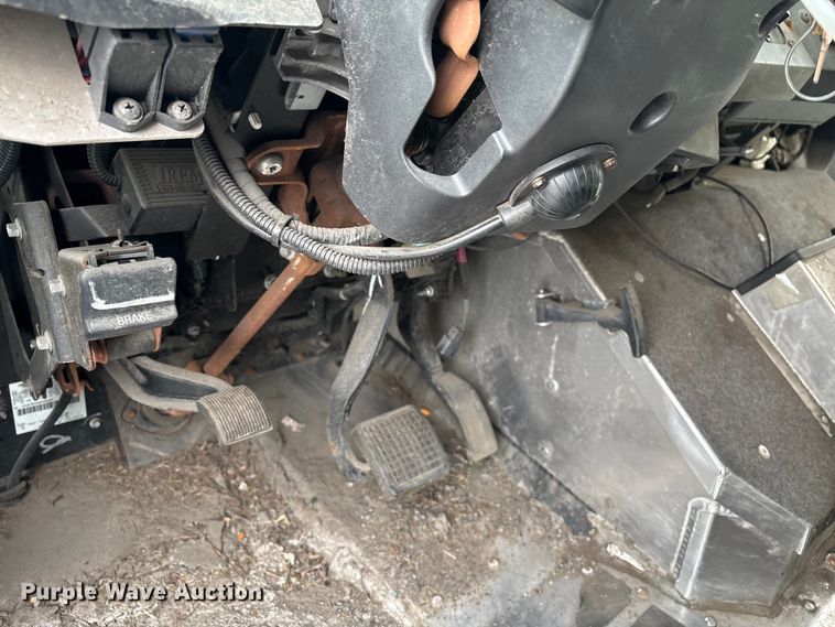 image for item YA3428 2021 Ford F59 delivery truck