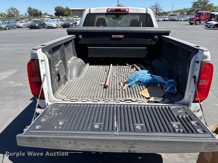 image for item YA3504 2019 Chevrolet Colorado Ext. Cab pickup truck
