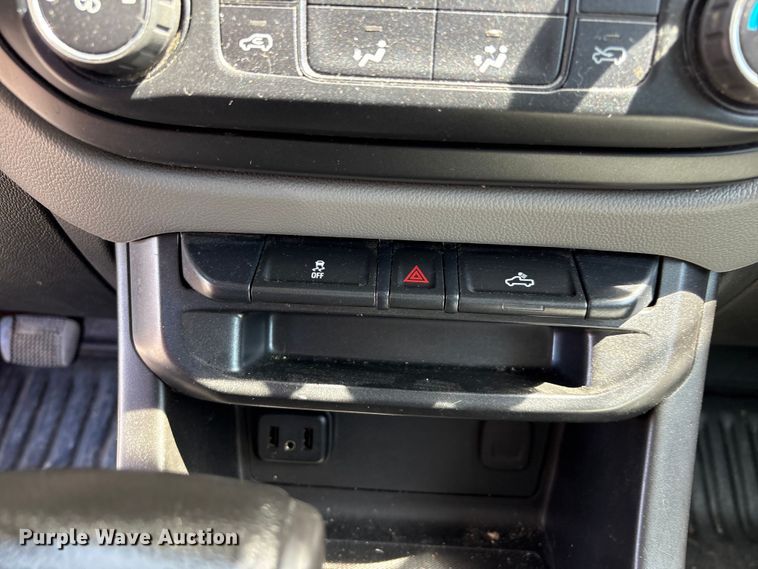 image for item YA3504 2019 Chevrolet Colorado Ext. Cab pickup truck
