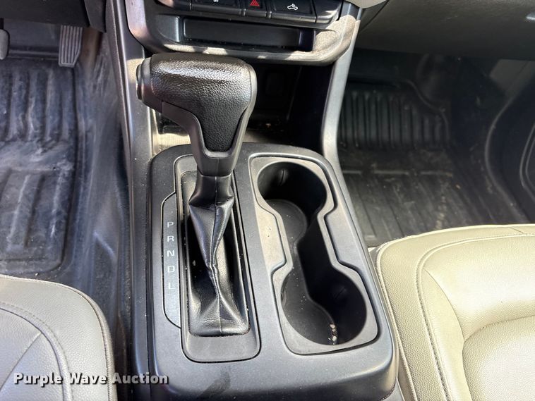 image for item YA3504 2019 Chevrolet Colorado Ext. Cab pickup truck
