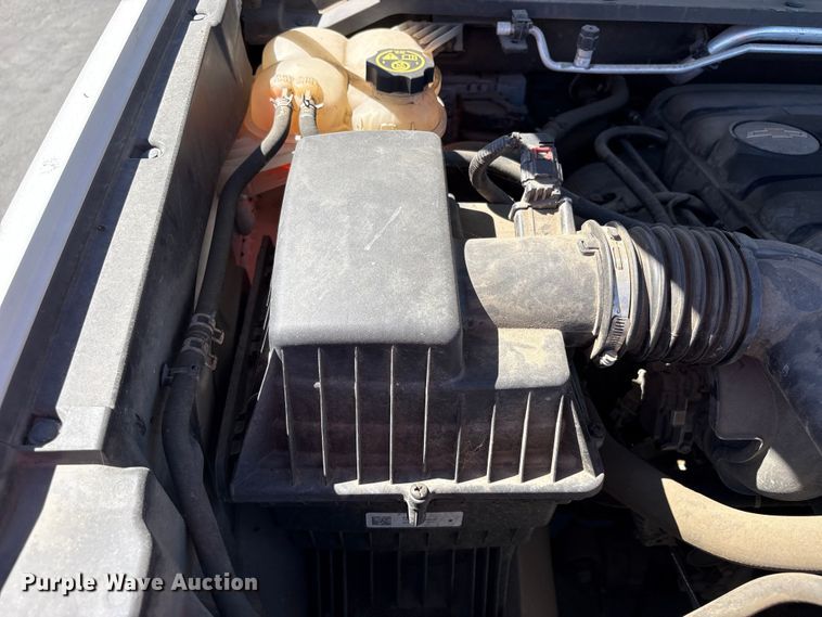 image for item YA3504 2019 Chevrolet Colorado Ext. Cab pickup truck