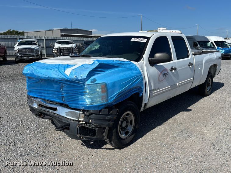 2010 Chevrolet Silverado 2500HD Crew Cab pickup truck