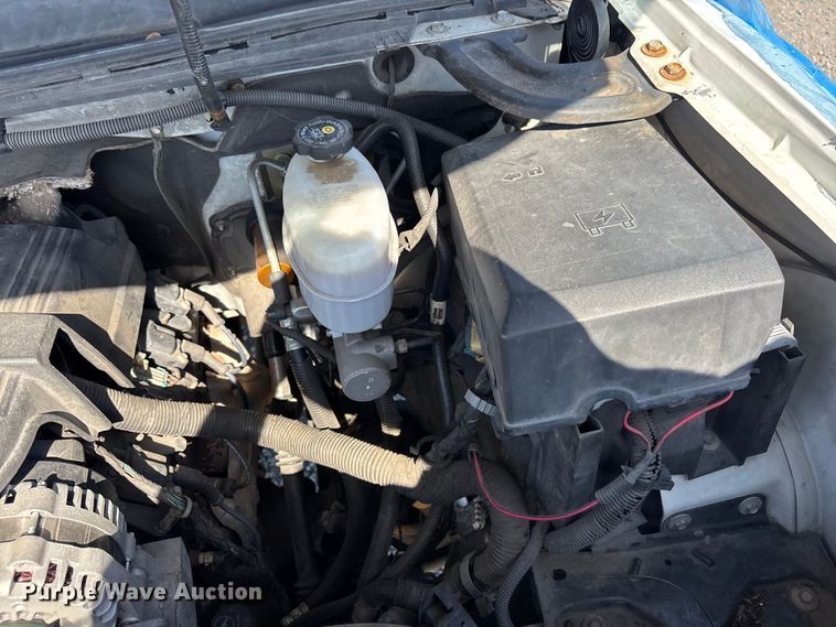 image for item YA3911 2010 Chevrolet Silverado 2500HD Crew Cab pickup truck