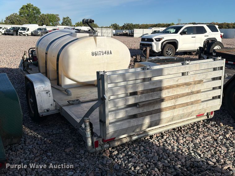 image for item YA4288 2016 Aluma 8214HS tank trailer