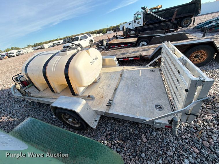 image for item YA4288 2016 Aluma 8214HS tank trailer
