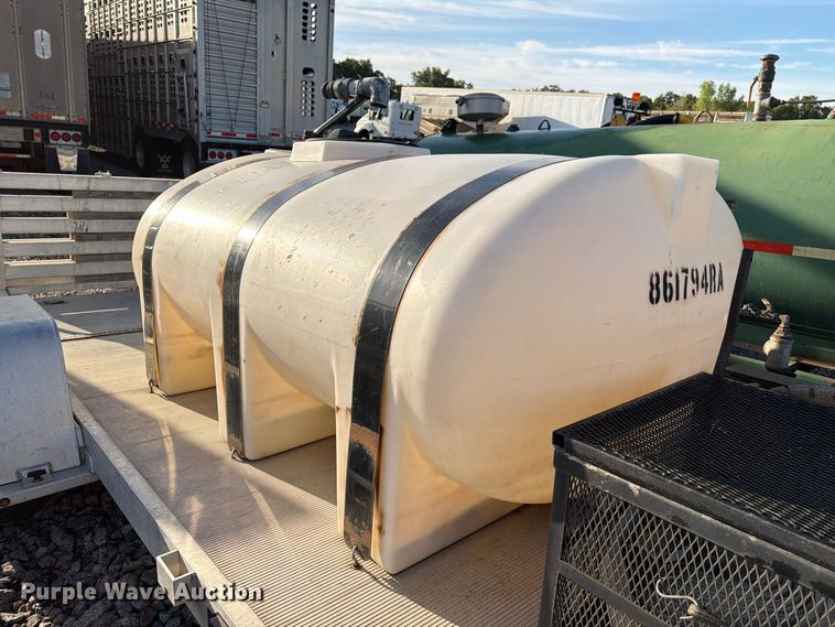 image for item YA4288 2016 Aluma 8214HS tank trailer