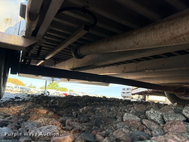 image for item YA4288 2016 Aluma 8214HS tank trailer