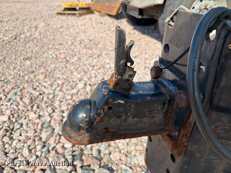 image for item YA4291 2014 Towmaster Inc. utility trailer
