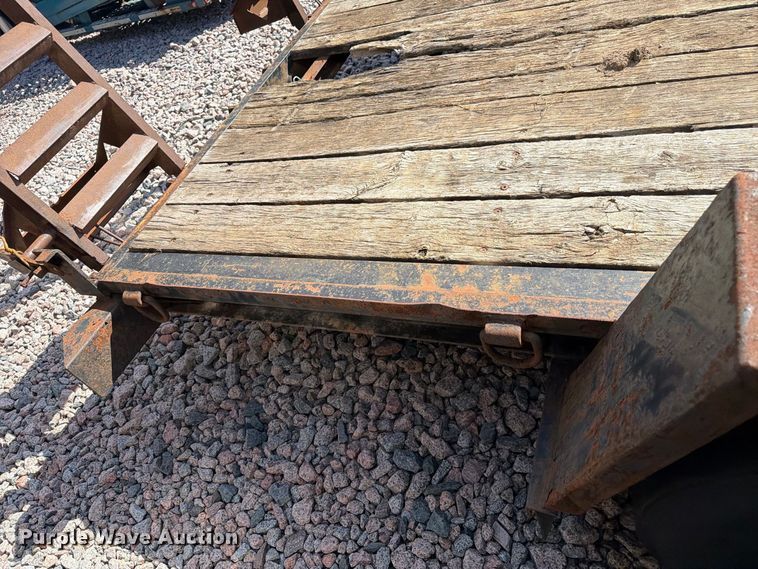 image for item YA4291 2014 Towmaster Inc. utility trailer