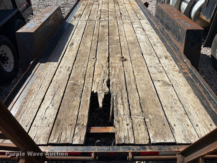image for item YA4291 2014 Towmaster Inc. utility trailer