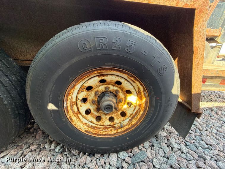 image for item YA4291 2014 Towmaster Inc. utility trailer