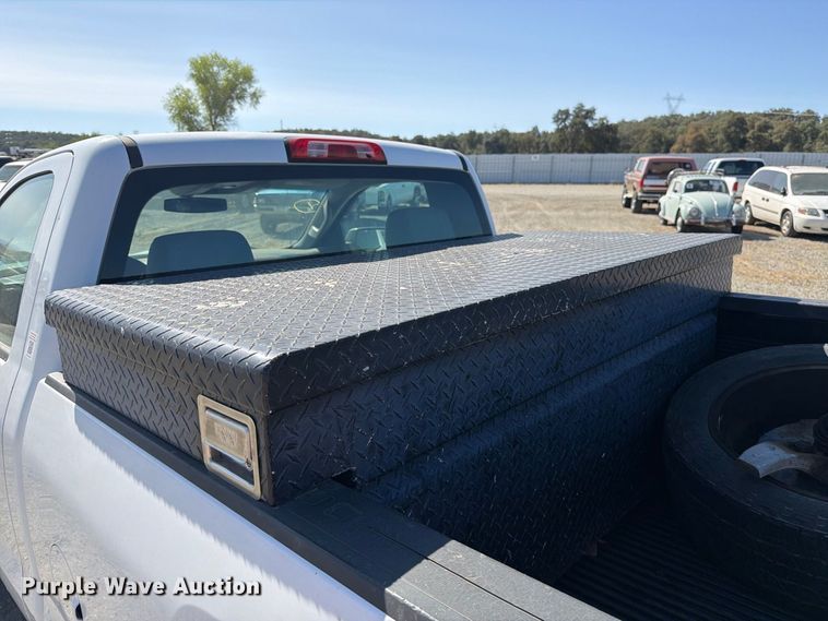 image for item YA4373 2016 Chevrolet Silverado 1500 pickup truck