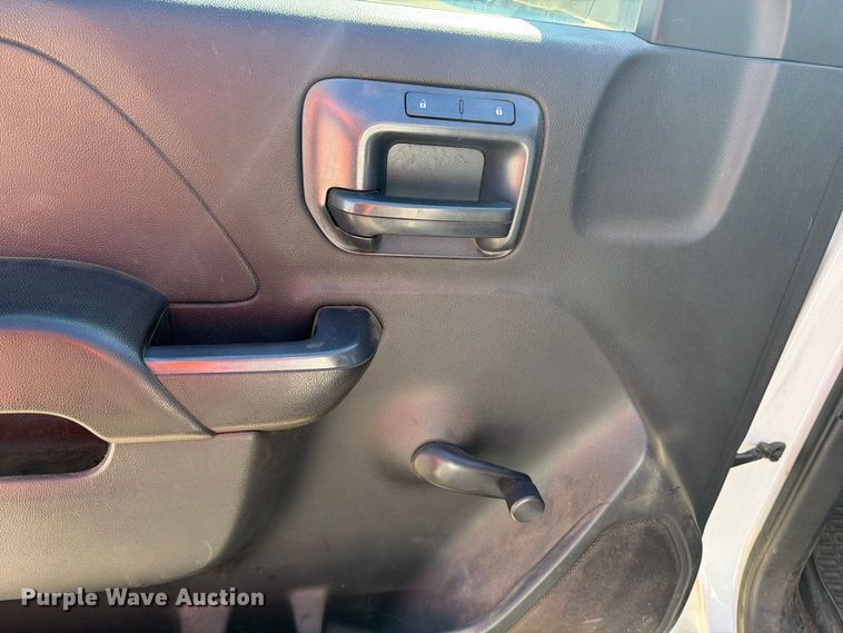 image for item YA4373 2016 Chevrolet Silverado 1500 pickup truck