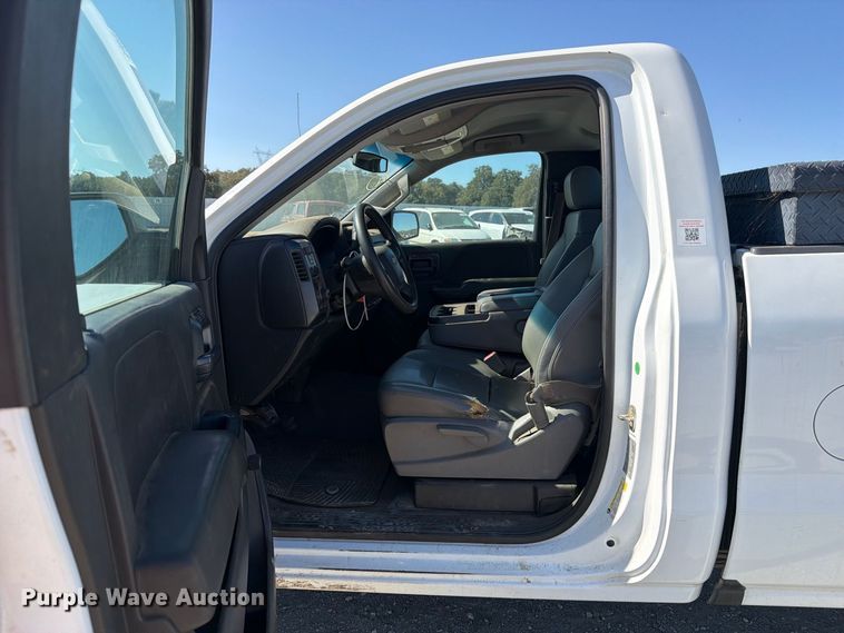 image for item YA4373 2016 Chevrolet Silverado 1500 pickup truck