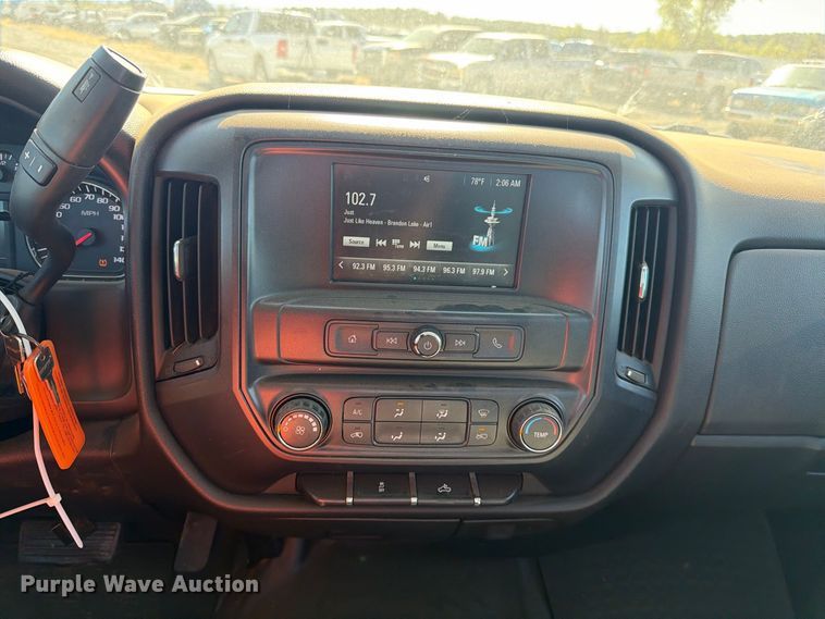 image for item YA4373 2016 Chevrolet Silverado 1500 pickup truck