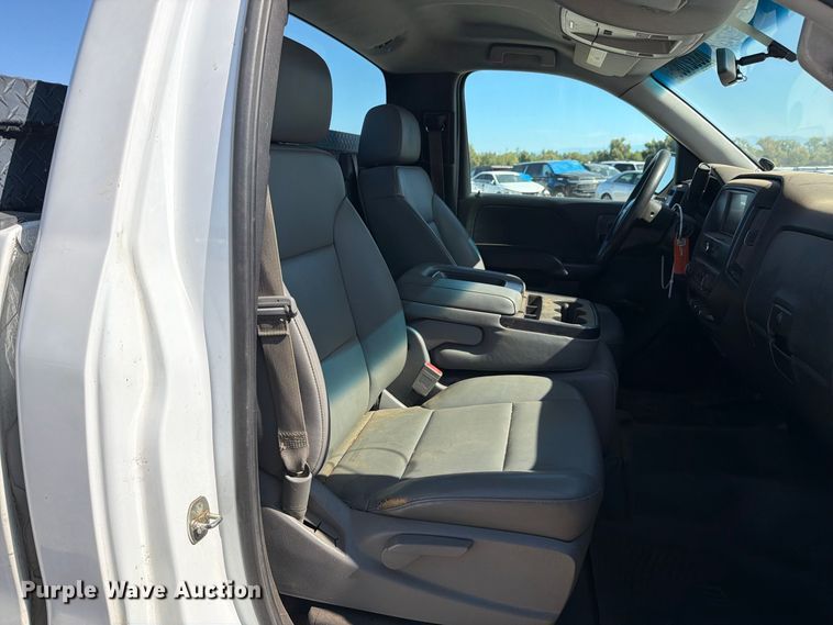 image for item YA4373 2016 Chevrolet Silverado 1500 pickup truck