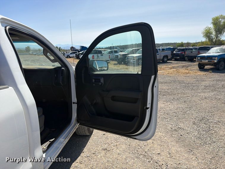 image for item YA4373 2016 Chevrolet Silverado 1500 pickup truck