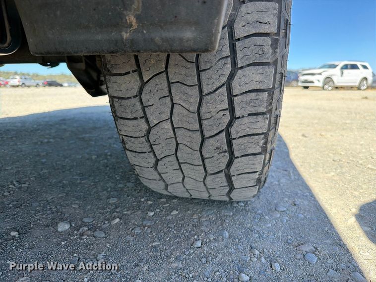 image for item YA4373 2016 Chevrolet Silverado 1500 pickup truck