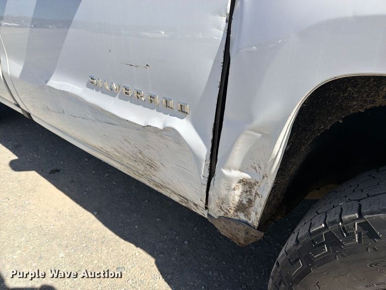 image for item YA4373 2016 Chevrolet Silverado 1500 pickup truck