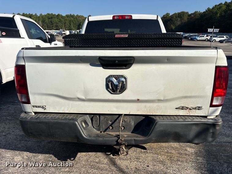 image for item YA4402 2019 RAM 1500 Ext. Cab pickup truck