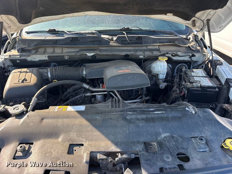 image for item YA4402 2019 RAM 1500 Ext. Cab pickup truck