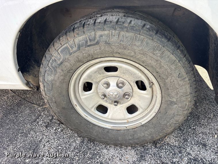 image for item YA4402 2019 RAM 1500 Ext. Cab pickup truck