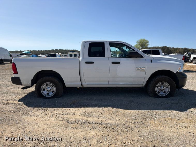 image for item YA4409 2019 RAM 1500 Ext. Cab pickup truck