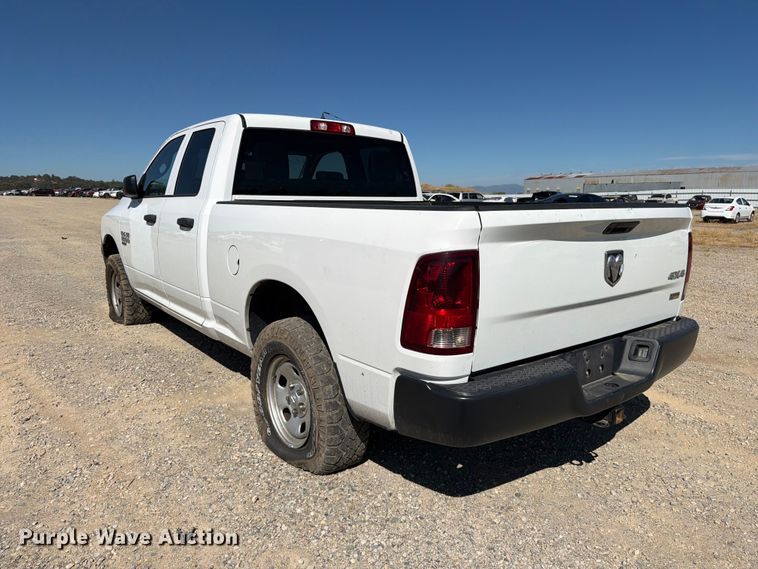 image for item YA4409 2019 RAM 1500 Ext. Cab pickup truck