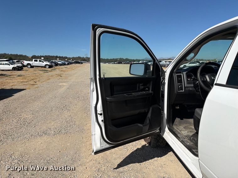 image for item YA4409 2019 RAM 1500 Ext. Cab pickup truck