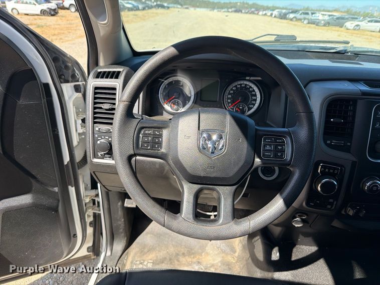 image for item YA4409 2019 RAM 1500 Ext. Cab pickup truck