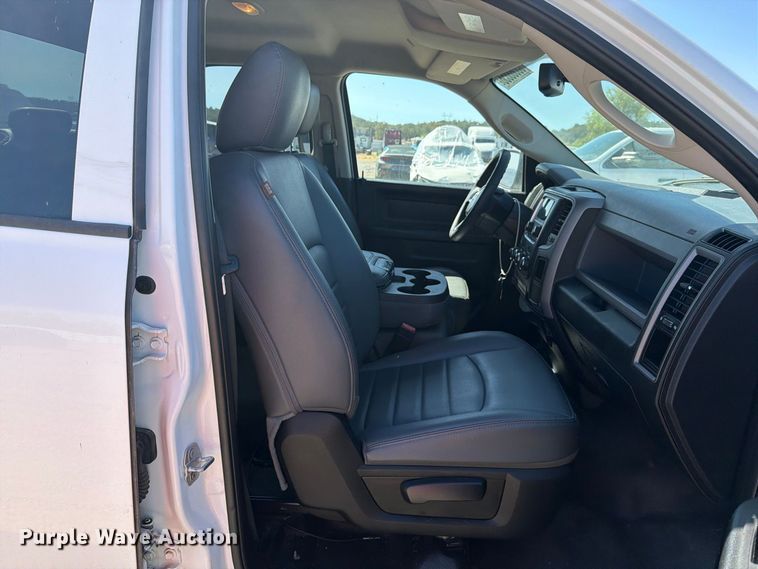 image for item YA4409 2019 RAM 1500 Ext. Cab pickup truck