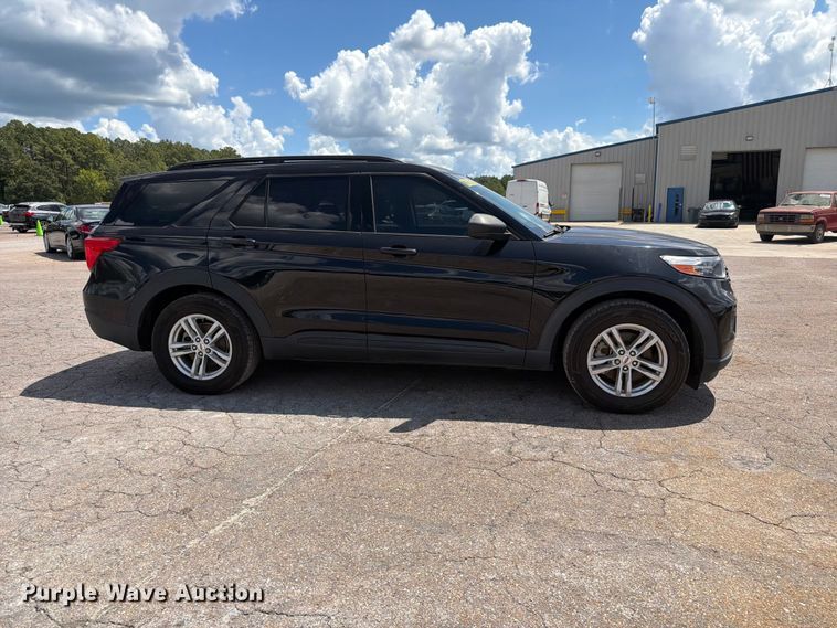 image for item YA4563 2023 Ford Explorer SUV