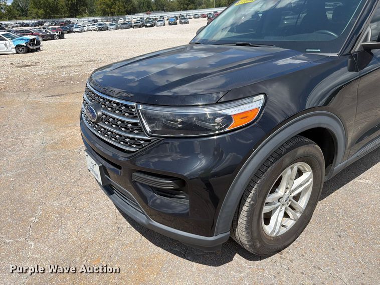 image for item YA4563 2023 Ford Explorer SUV