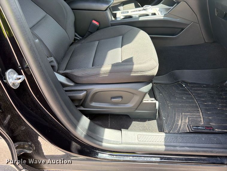 image for item YA4563 2023 Ford Explorer SUV