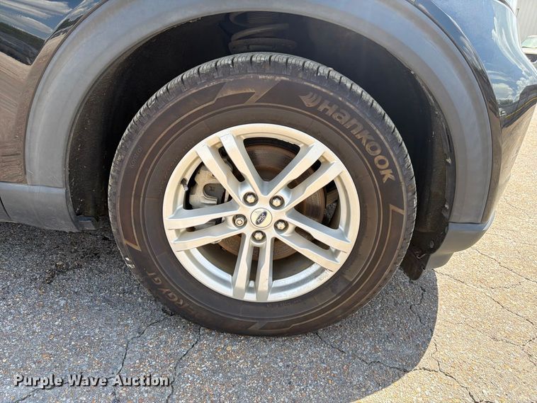 image for item YA4563 2023 Ford Explorer SUV