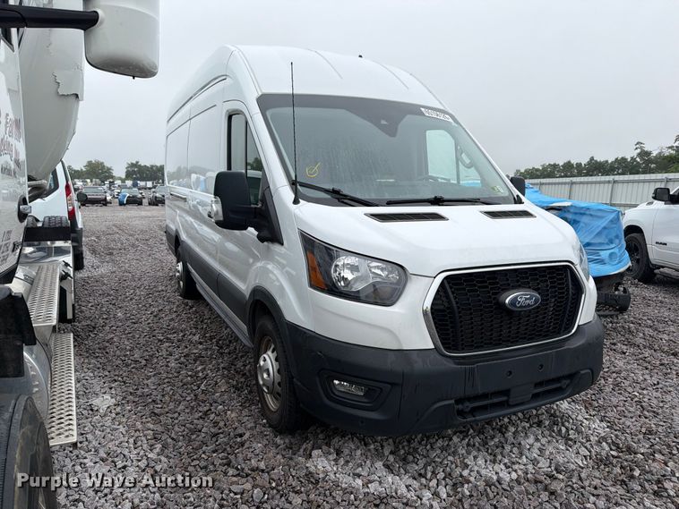 image for item YA4618 2022 Ford Transit 350 delivery van